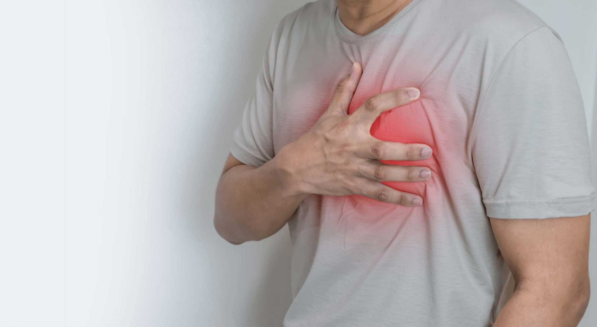 7-common-warning-signs-of-a-heart-attack-and-what-to-do